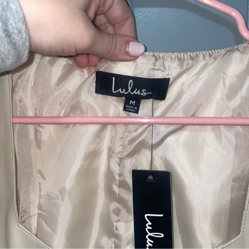 Lulus NWT Aiming to Achieve Beige Vegan Leather Puff Sleeve Mini Dress Medium - Picture 8 of 11